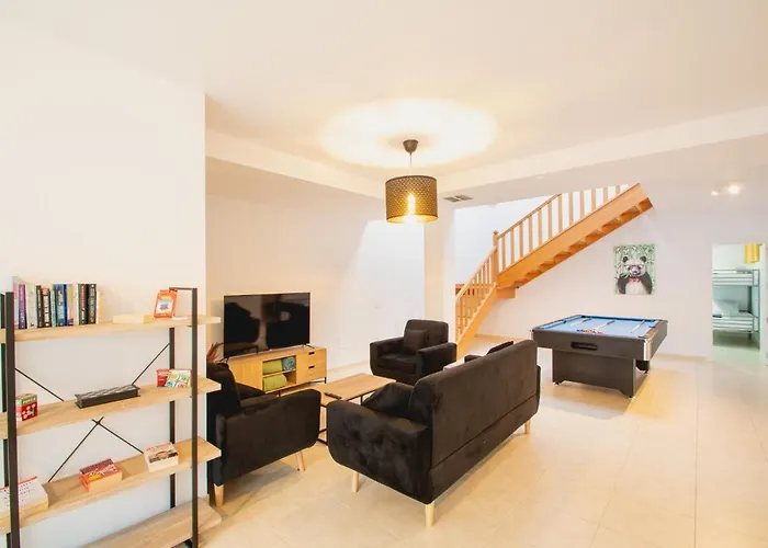 Vista Rey - 6 Bedroom - Heated Pool - Amazing Views - Pool Table - Vista Lobos - 빌라