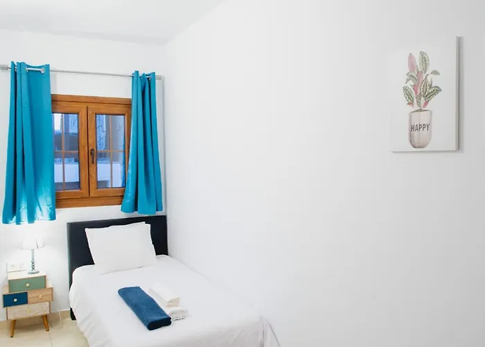 Vista Rey - 6 Bedroom - Heated Pool - Amazing Views - Pool Table - Vista Lobos - Playa Blanca (Lanzarote)