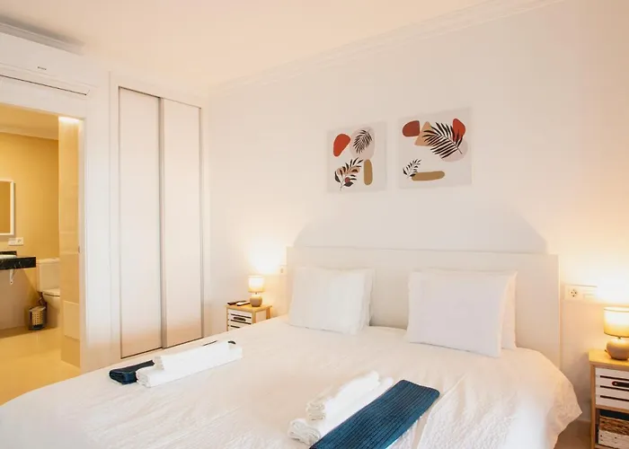 Vista Rey - 6 Bedroom - Heated Pool - Amazing Views - Pool Table - Vista Lobos - 빌라 플라야블랑카