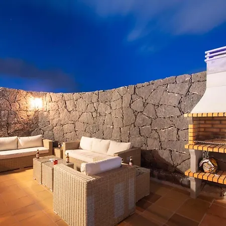Vista Rey - 6 Bedroom - Heated Pool - Amazing Views - Pool Table - Vista Lobos - Playa Blanca (Lanzarote)